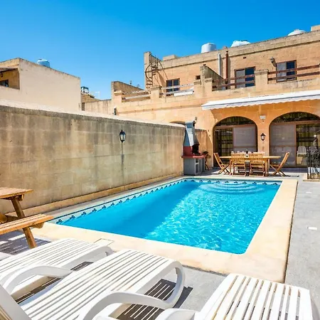 Lighthouse Holiday Farmhouse With Private Pool + Views * San Lawrenz