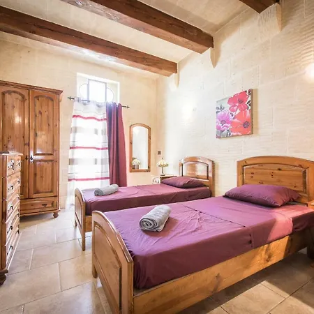 Lighthouse Holiday Farmhouse With Private Pool + Views Holiday home *