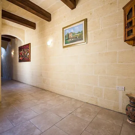 Lighthouse Holiday Farmhouse With Private Pool + Views